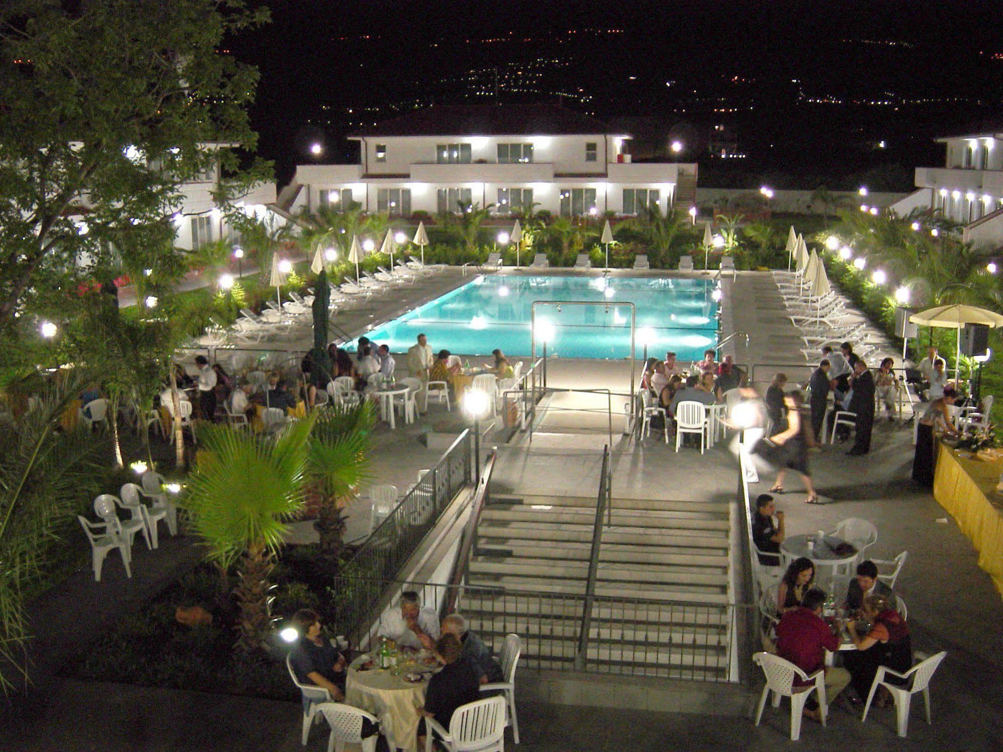 King'S House Hotel Resort ماسكالي المظهر الخارجي الصورة