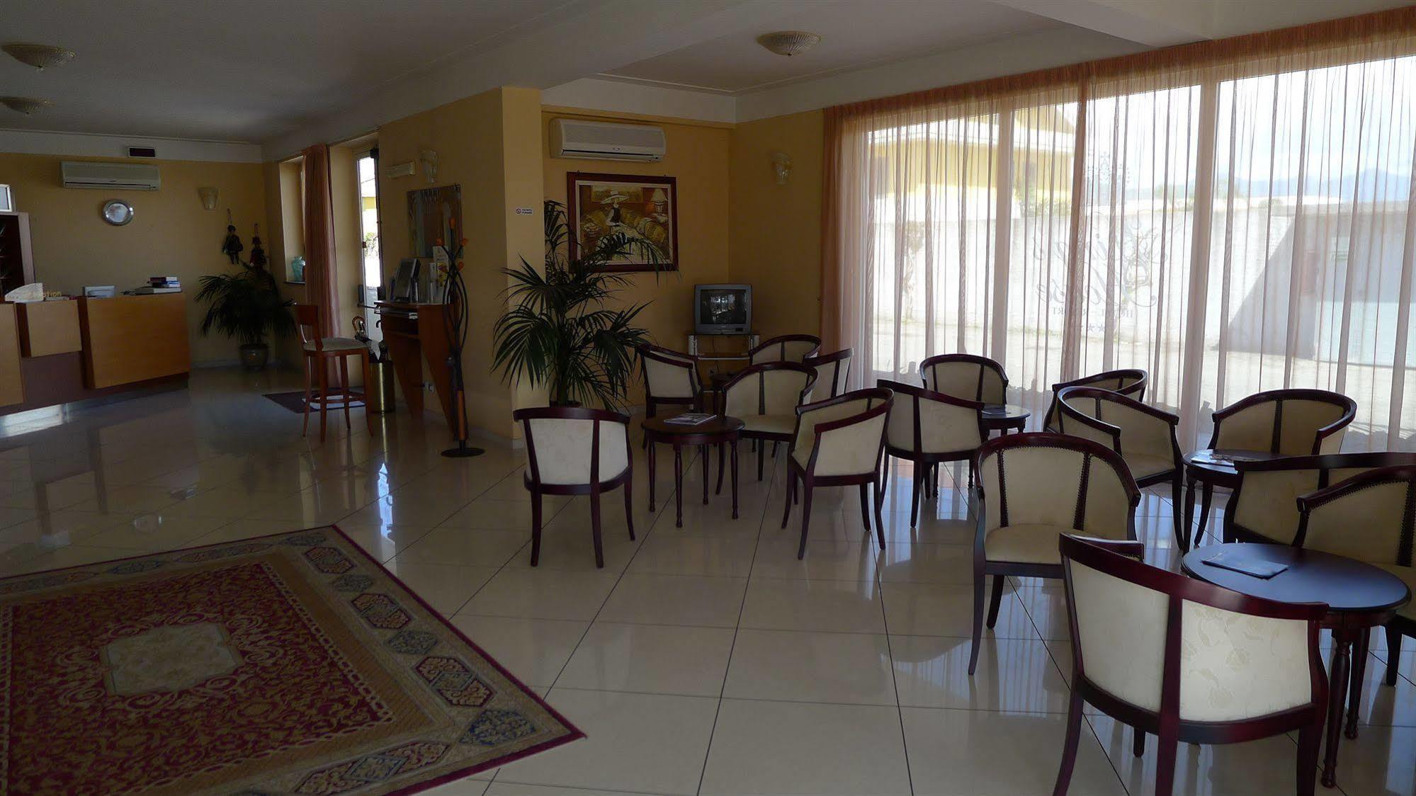 King'S House Hotel Resort ماسكالي المظهر الخارجي الصورة